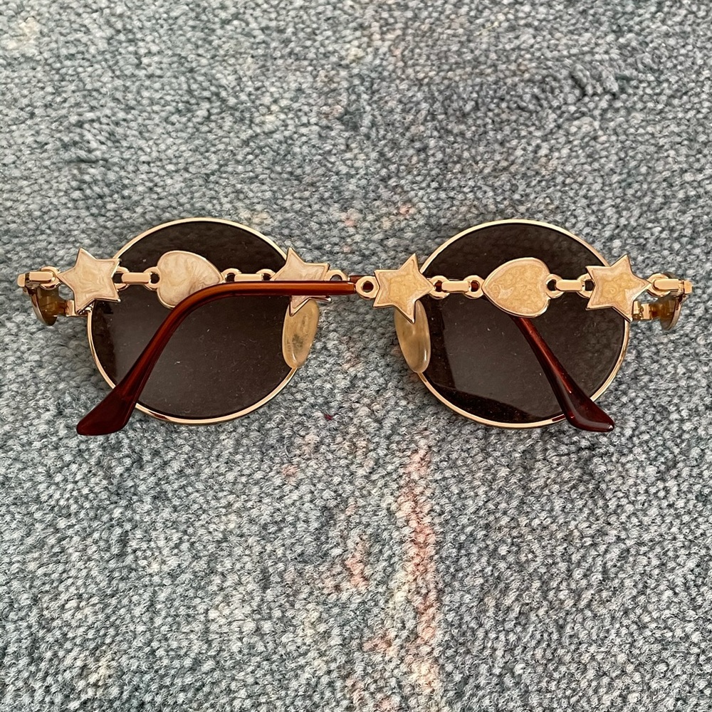 Yves Saint Laurent around Heart Star Sunglasses